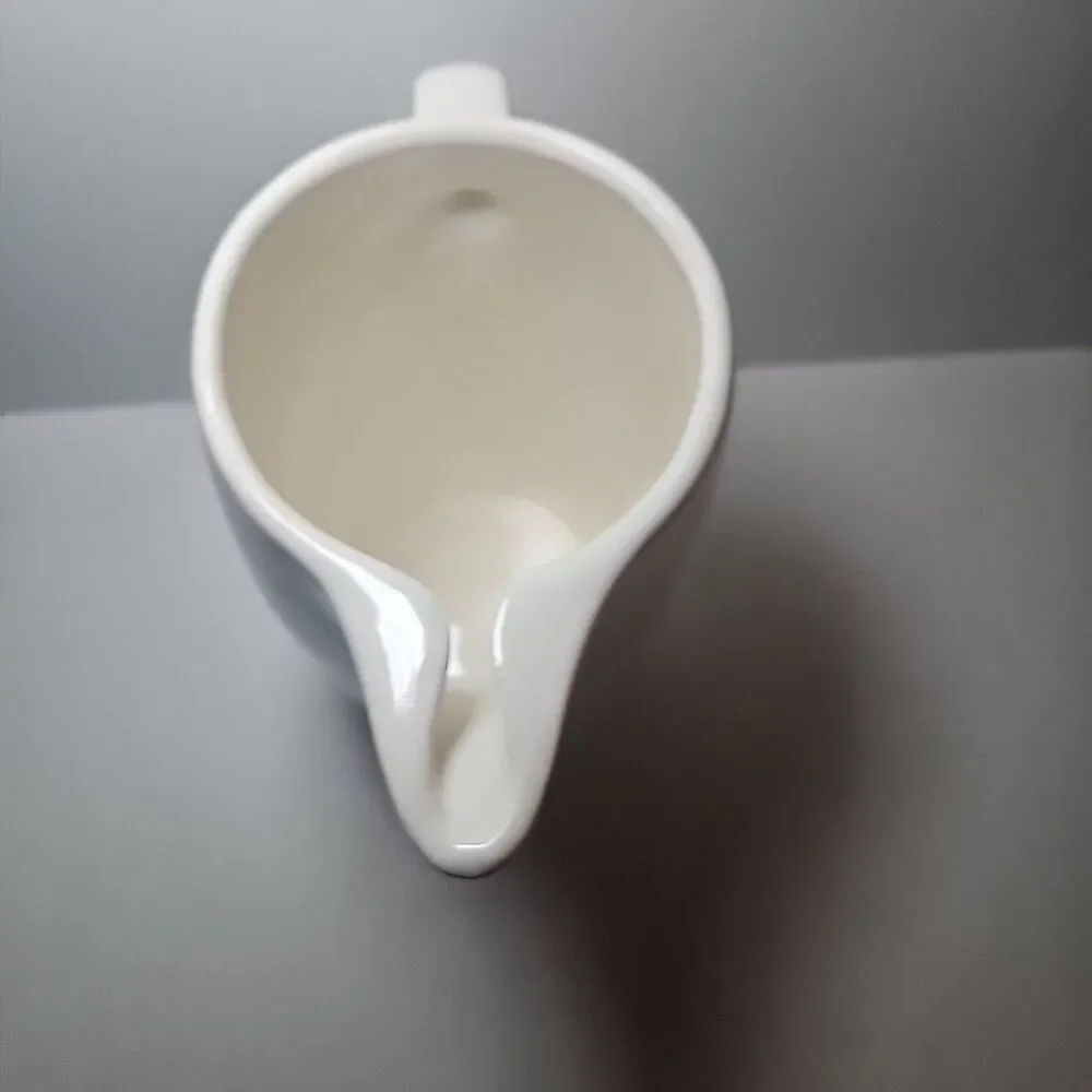 Black & White Brilliant Blended Scotch Whisky Pitcher